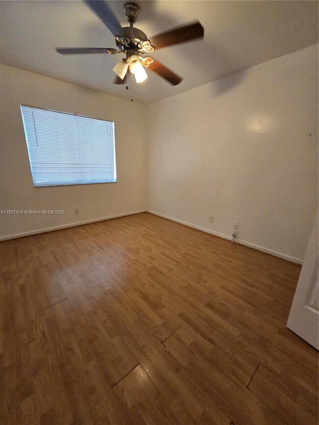 Building Photo - 14170 SW 93rd Ln