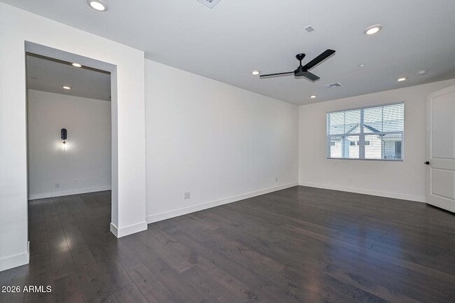 Building Photo - 11300 N Casa Dega Dr