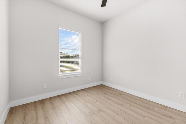 Building Photo - 2315 Progress Dr