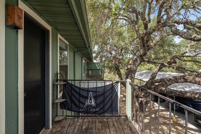 Building Photo - 20802 Bonanza St