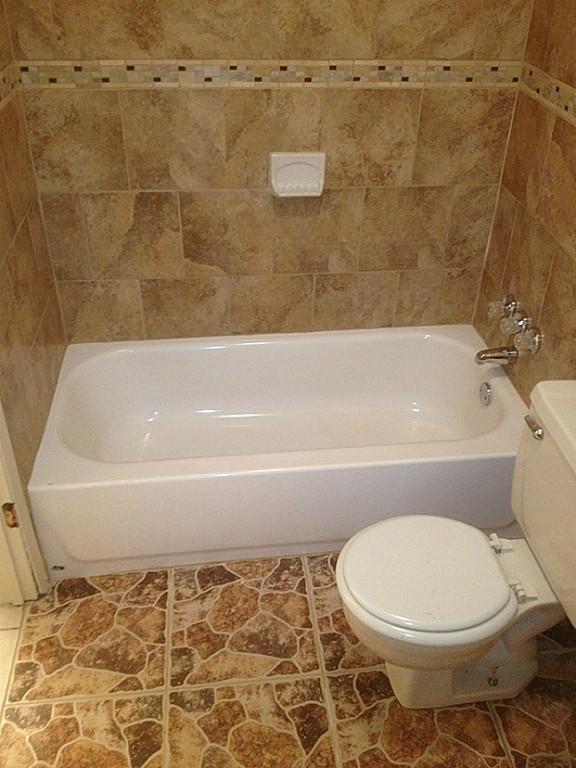 Building Photo - 10555 Turtlewood Ct