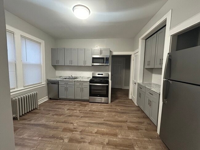 Building Photo - 100-102 Grand Ave