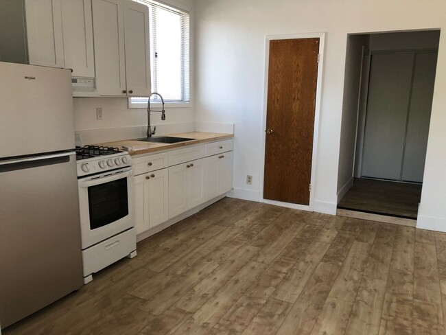 Building Photo - Upgraded 1 bedroom/1 bath in Beaumont!