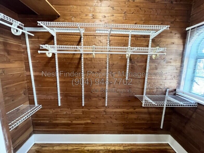 Building Photo - 3562 Hedrick St