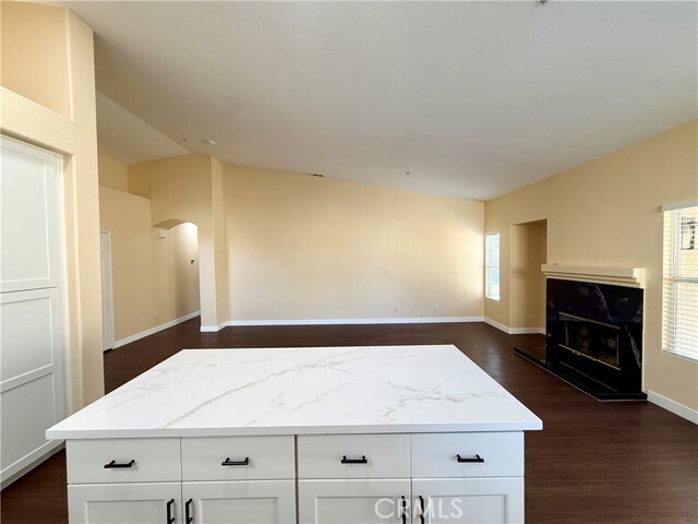 Building Photo - 17210 Volante Ct