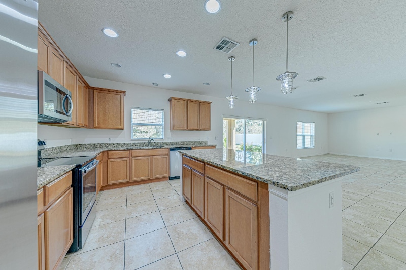 Building Photo - 2251 Waukegan Dr