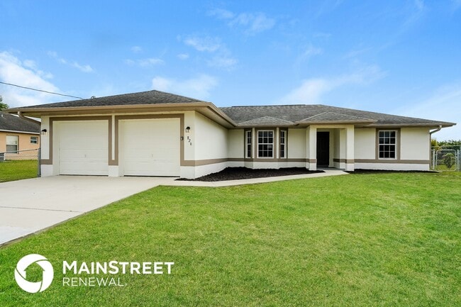 Building Photo - 826 Adeline Ave