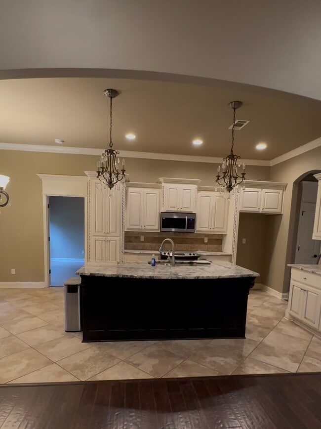 Building Photo - 11901 Stonegate Drive