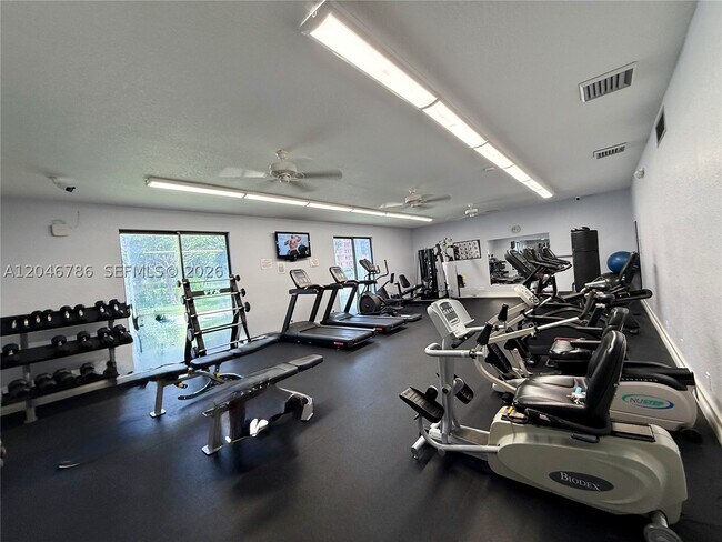 Building Photo - 14790 Bonaire Blvd