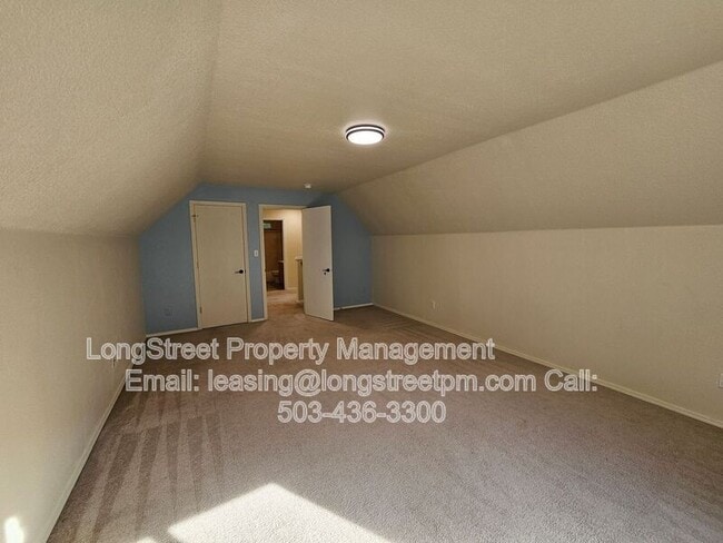 Building Photo - 5719 N Yale St