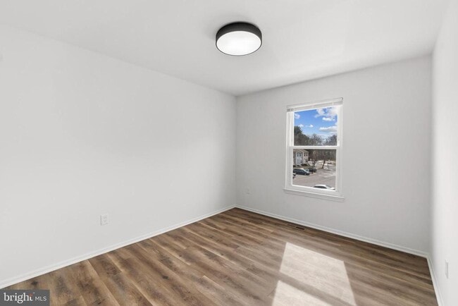 Building Photo - 6096 Majors Ln