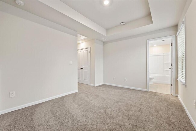 Building Photo - 135 Matson Run SW