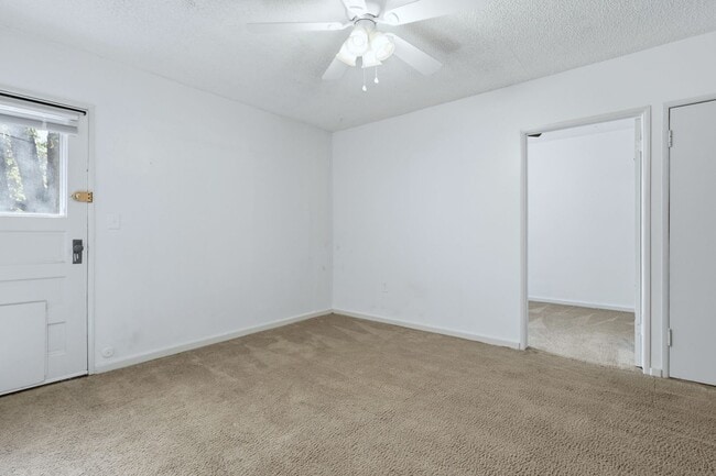 Building Photo - Downtown Castle Rock at its best!  Just a short 2 block walk to downtown.