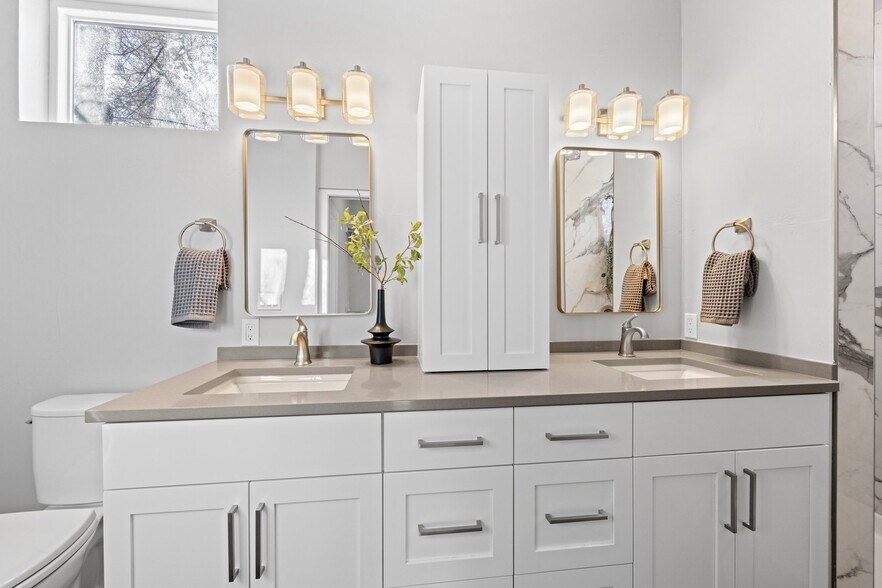 Building Photo - 1112 Miller Pl