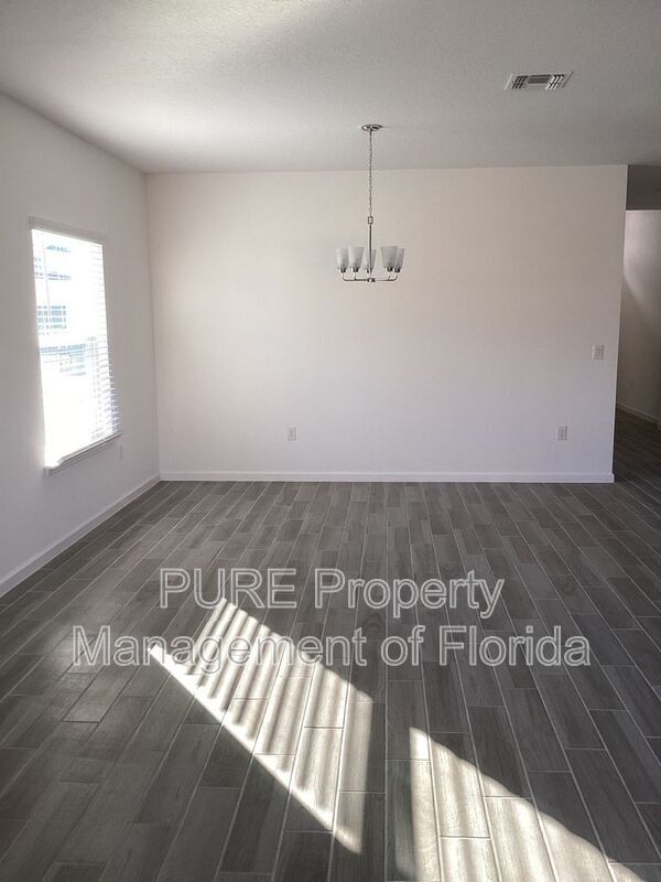 Building Photo - 7898 SW 74th Lp