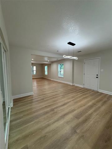 Building Photo - 728 Hilltop Cir