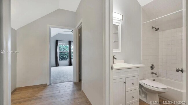 Building Photo - 6048 Garrett St