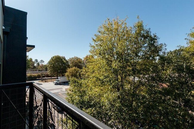 Building Photo - 5300 Peachtree Rd