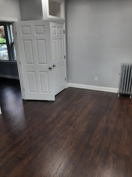 Building Photo - 9502 Avenue N