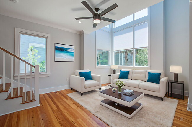 Building Photo - 21 Charlotte St