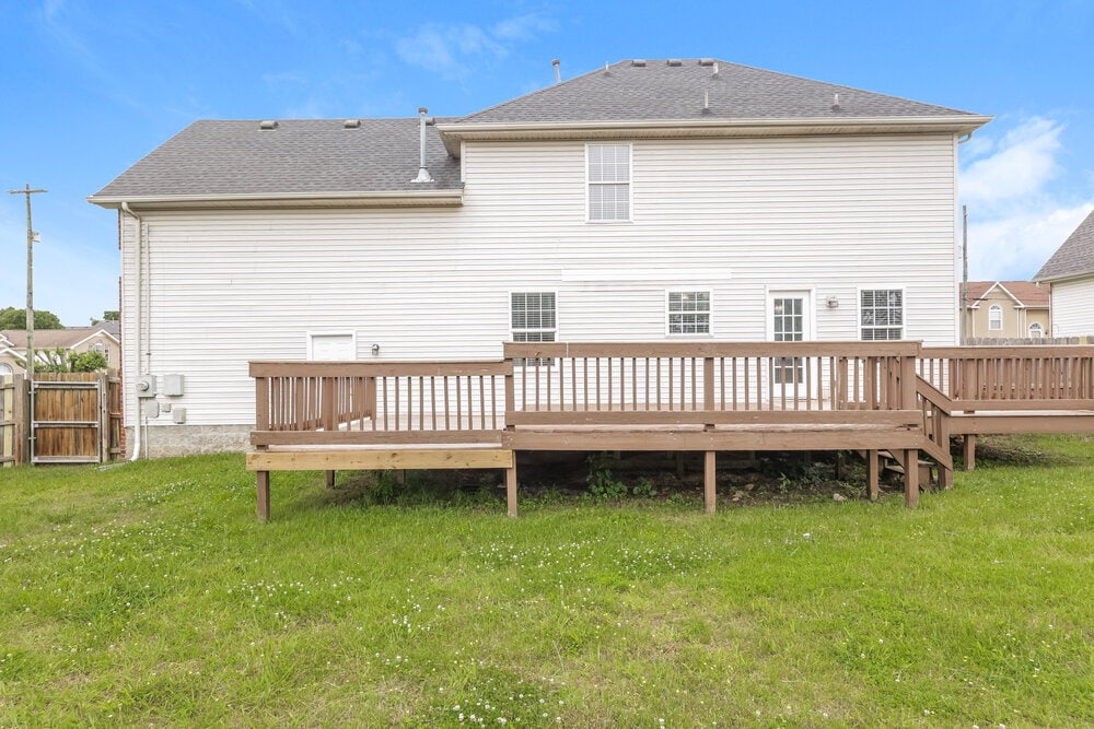 Building Photo - 6200 Rocky Top Dr