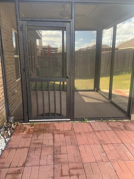 Building Photo - 2209 Scott Creek Dr