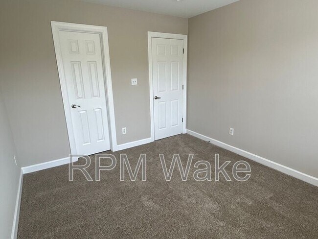 Building Photo - 1100 Kirkeenan Cir