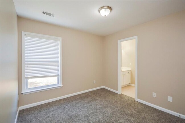 Building Photo - 20 Snapdragon Ln