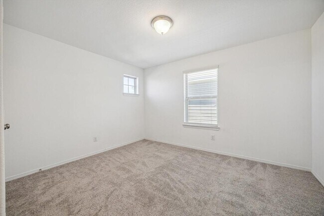 Building Photo - 23007 Forebear Dr