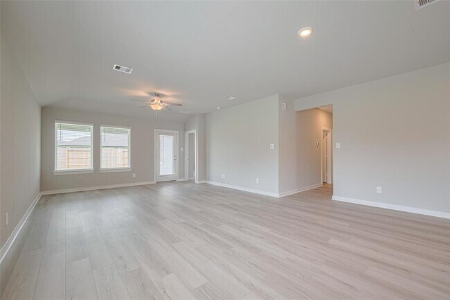 Building Photo - 6306 Brahman Ct