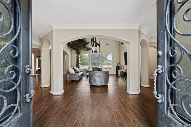 Building Photo - 4502 Creek Point Ln