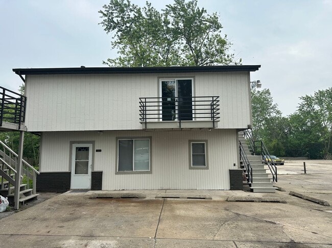 Building Photo - 22425 State St