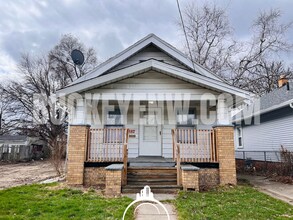 Building Photo - 3817 Burton Ave