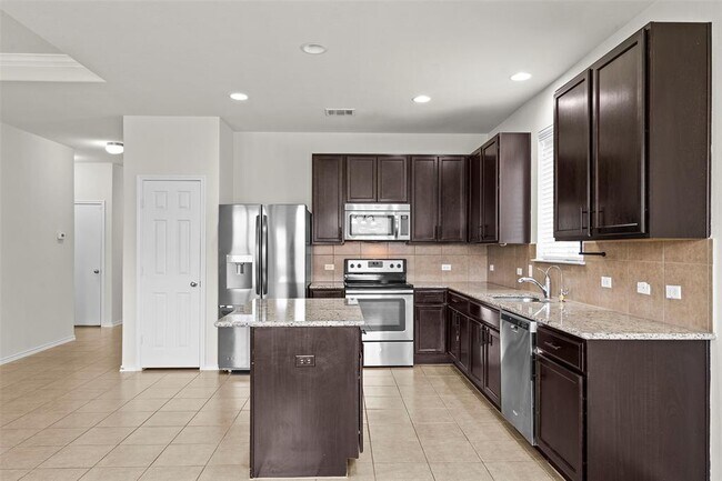 Building Photo - 156 Marcheeta Way