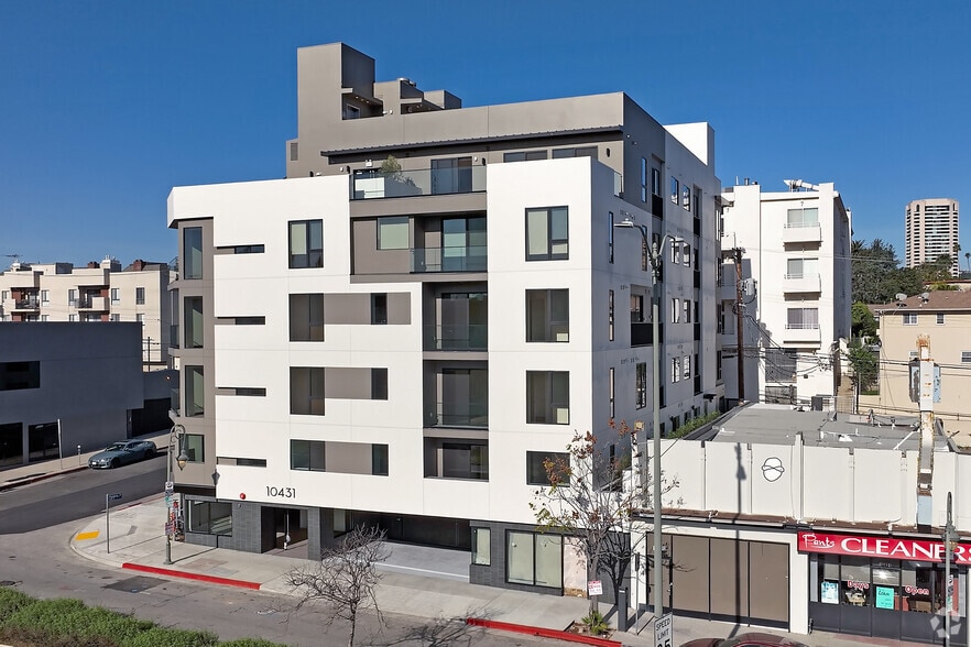 Building Photo - 10431 SM — Modern Luxury Living in Century City