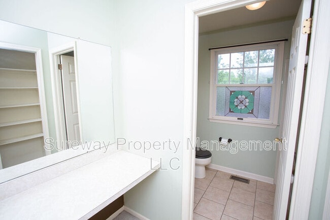 Building Photo - 50 Manchester Rd