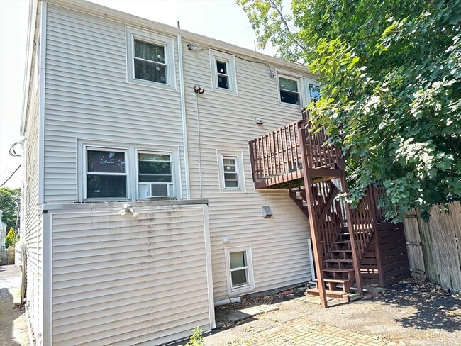Building Photo - 33 Curry Cir