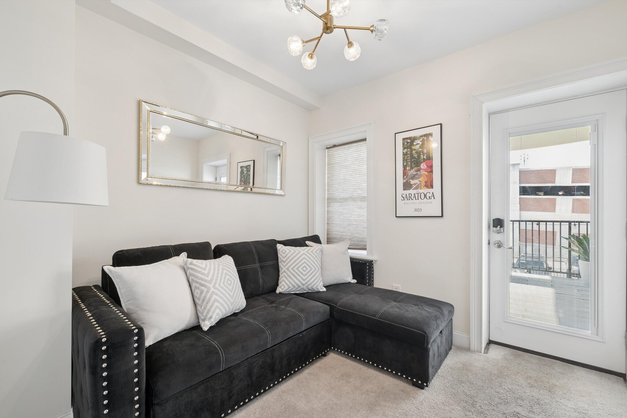 Building Photo - 425 Broadway