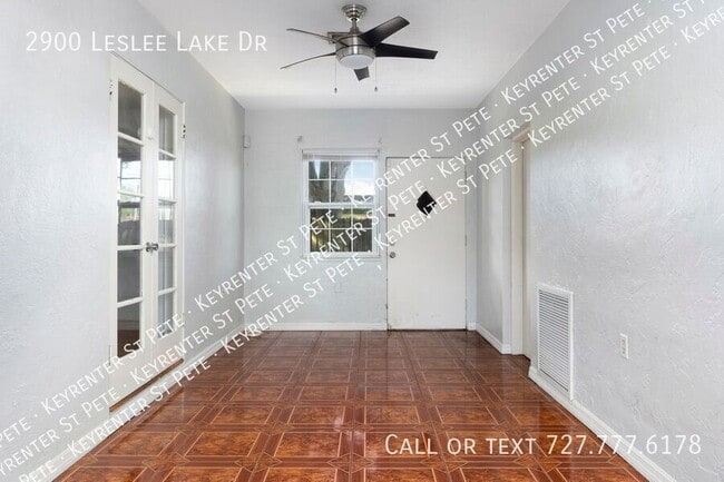 Building Photo - 2900 Leslee Lake Dr N