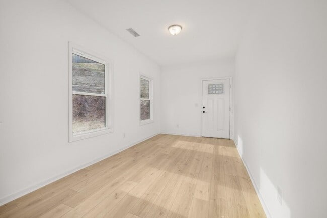 Building Photo - 4400 Ross Estates Ct SW