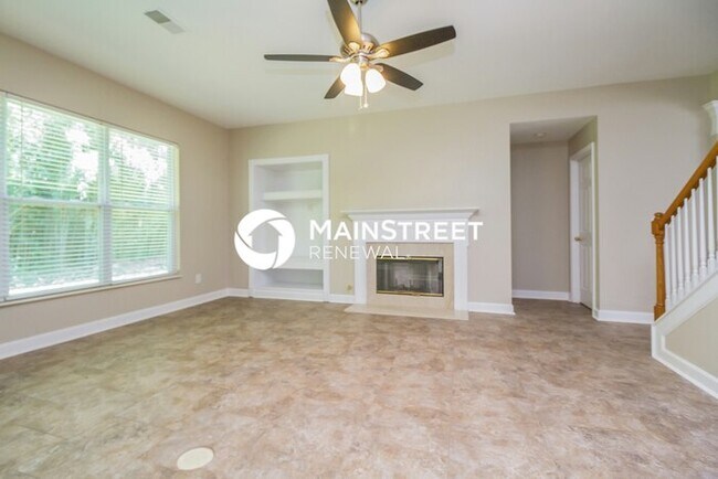 Building Photo - 4 Bedroom Pet-Friendly Home in Spring Hill...
