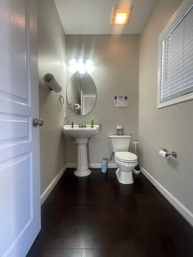 Building Photo - 5114 Lime St