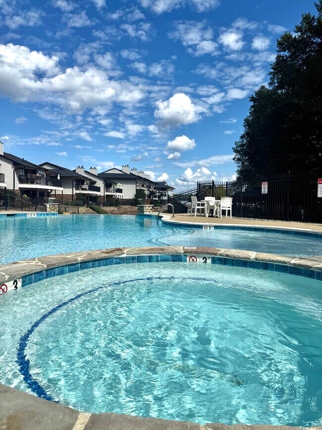 Building Photo - 5371 Central Ave