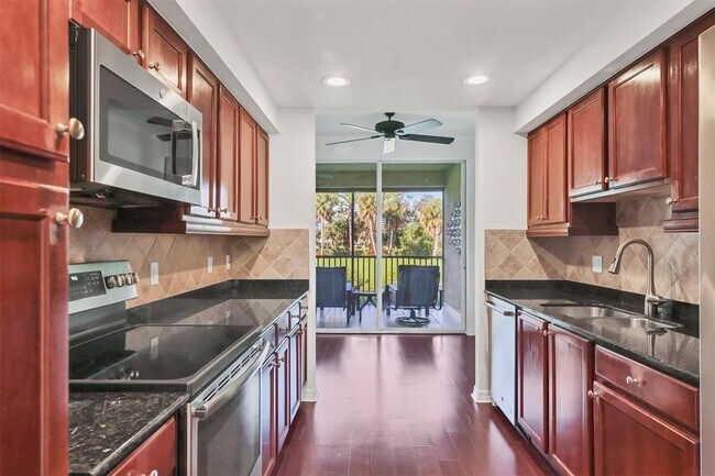 Building Photo - 2313 Jessie Harbor Dr