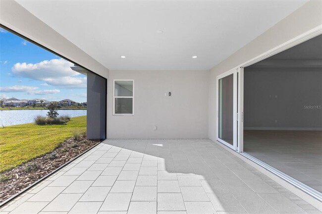 Building Photo - 8071 Slipway Dr