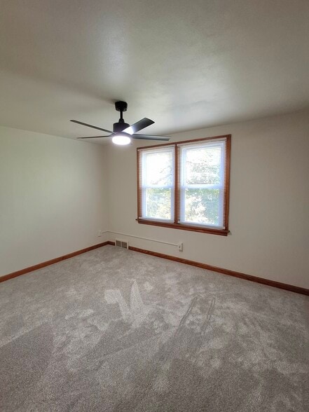Building Photo - 1602 Saint Marys Blvd