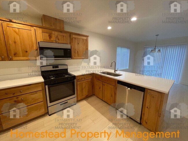 Building Photo - Must see! Beautiful new construction on private flag lot!