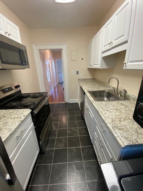 Kitchen - 32 E Taylor St