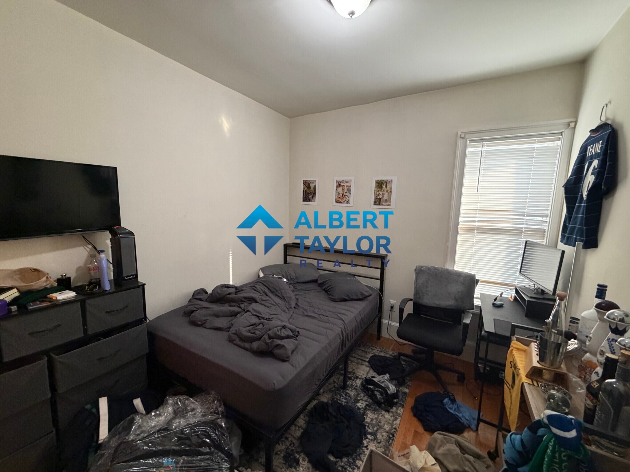 Building Photo - 226 Calumet St