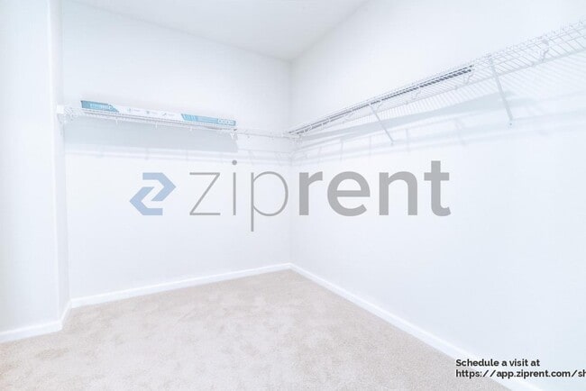 Building Photo - 3301 Myna Way